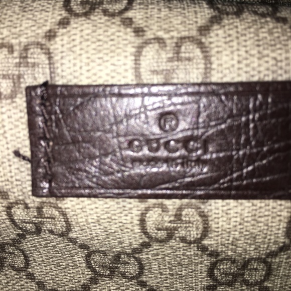 Authentic Gucci suitcase - Picture 2 of 3